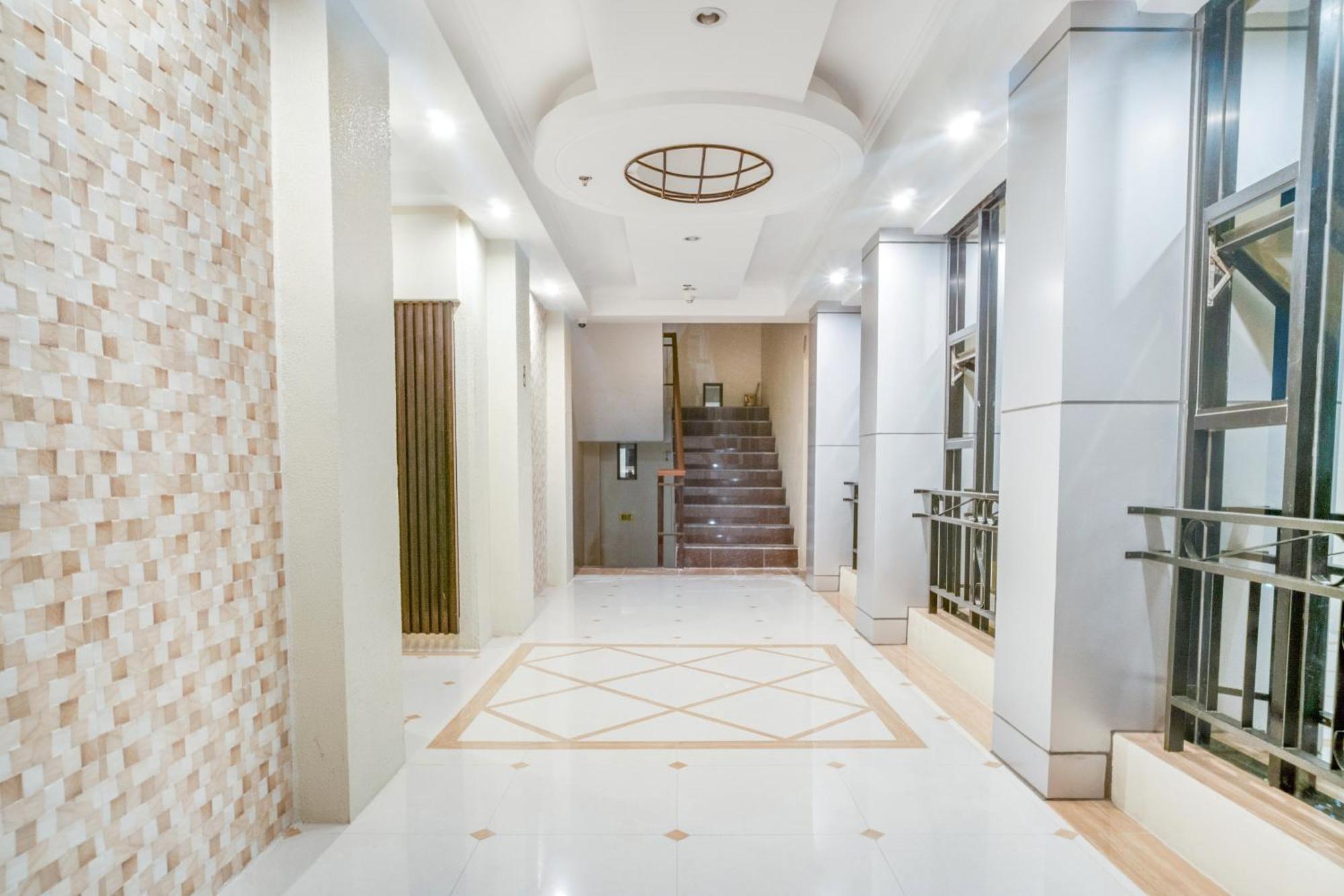 Capital O 460 World Palace Hotel Davao Exterior photo