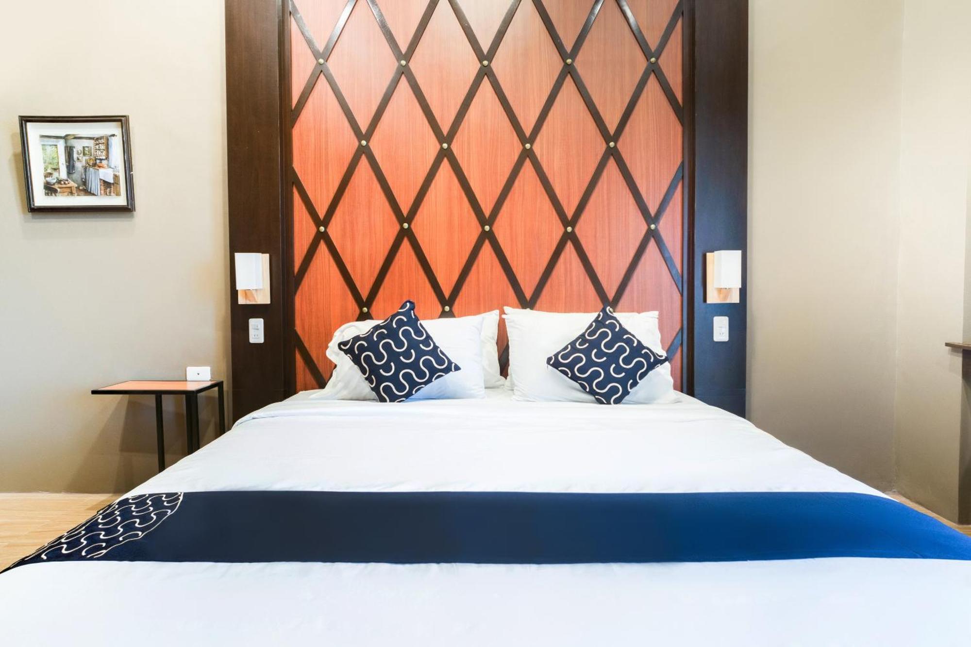 Capital O 460 World Palace Hotel Davao Exterior photo