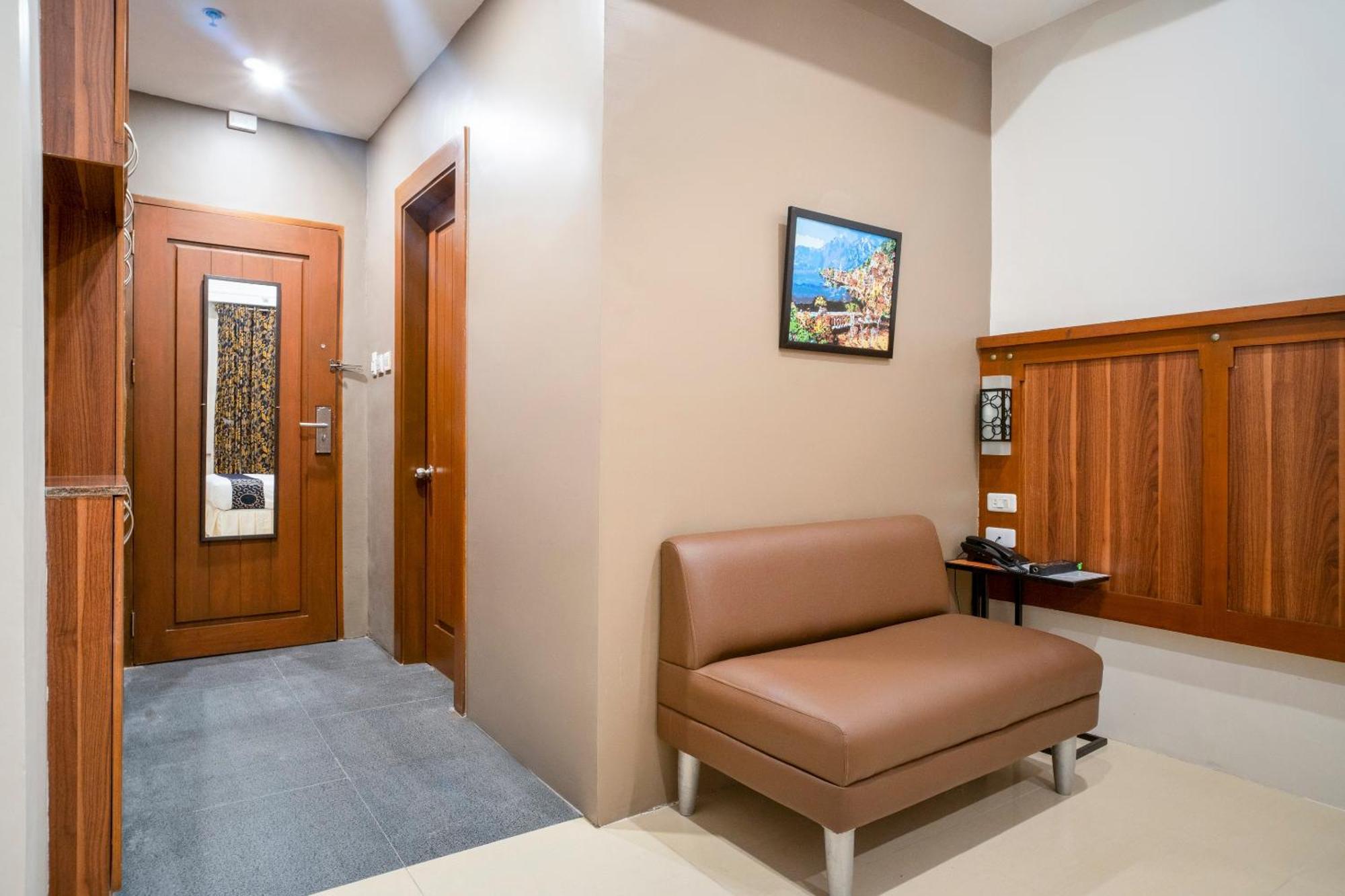 Capital O 460 World Palace Hotel Davao Exterior photo